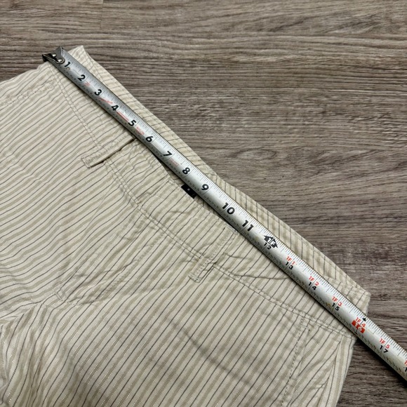 Gap Womens Khaki White Metallic Striped Shorts Size 6 Chino Cuffed Casual - Picture 3 of 8